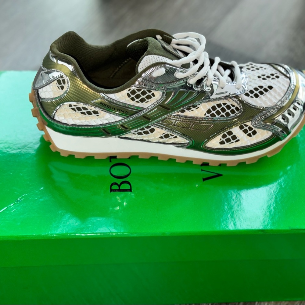 Bottega Veneta Kids Green and Silver Sneakers